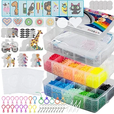 Abbildung von La Manuli Bügelperlenset 24000 Stück Bügelperlen mit Steckplatten, Vorlagen und Zubehör, 5mm Midi Größe (20 Farben + im Dunkeln Leuchten) XXL Bastel Set für Jungen Mädchen