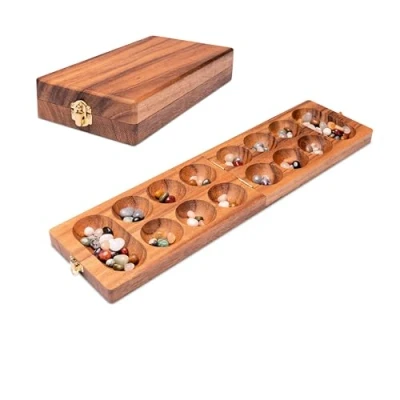 Abbildung von LOGOPLAY Kalaha Spiel mit Metallverschluss Gold Klein für 2 Spieler Spielfeld 14 x 49 cm Hus Bao Edelsteinen