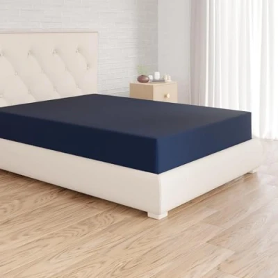 Abbildung von Amazon Basics Spannbettlaken, 140 x 200 30 cm, Mikrofaser, Spannbetttuch Matratzenhöhe bis Marineblau