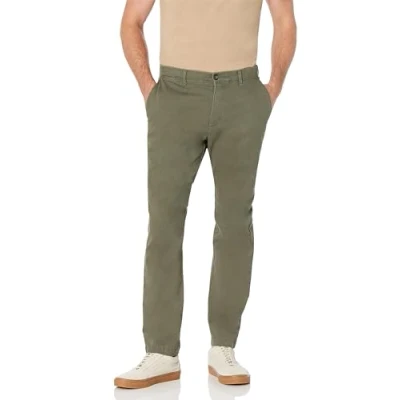 Abbildung von Amazon Essentials Herren Lässige Stretch Chinohose mit sportlicher Passform (in Übergrößen erhältlich), Olivgrün, 36W / 30L