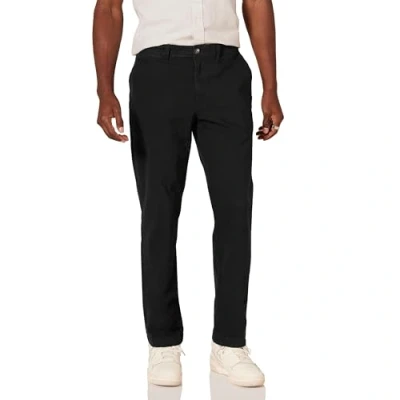 Abbildung von Amazon Essentials Herren Legere Stretch Chinohose mit schmaler Passform, Schwarz, 30W / 30L