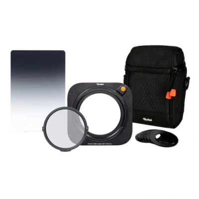 Abbildung von Rollei Filterhalter Starter Set MK 3. Rechteck inkl. magnetischem CPL Filter, Adapterringen von 52 bis 82mm,Filtertasche und 100mm Soft GND8 Filter.