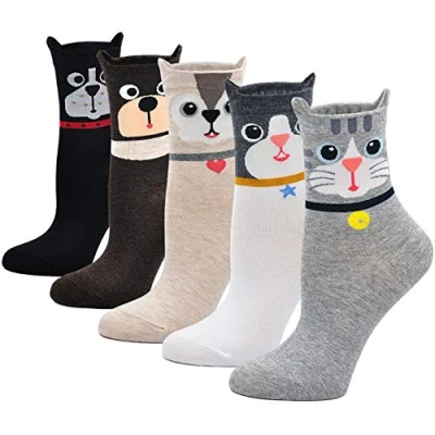 Abbildung von PUTUO Damen Socken aus Baumwolle Lustige Bunte Socken, Frauen Thermal Witzige Karikatur Tier Weihnachtssocken, 5 Paare, Hundemuster, EU 37 43