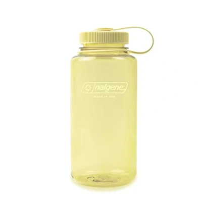 Abbildung von Nalgene Monochrome Wasserflasche, BPA frei, recycelt, für Rucksackreisen, Wandern, Fitnessstudio, bruchsichere wiederverwendbare Flasche, 907 ml, Butter