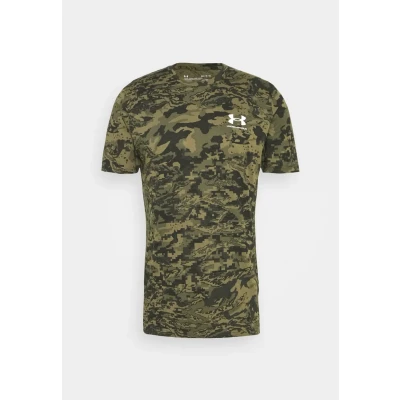 Abbildung von Under Armour CAMO Tshirt print, Herren, Größe: Small, Black/khaki