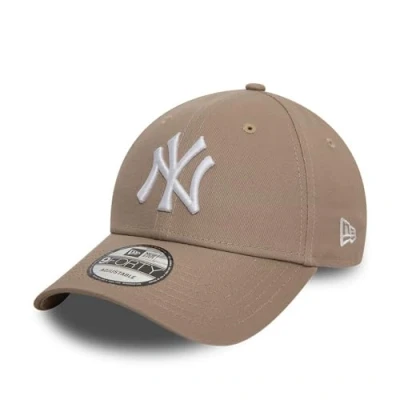 Abbildung von New Era League Essential 9FORTY Unisex Cap, Größe: One Size, Brown/white
