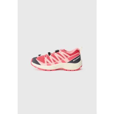 Abbildung von Salomon XA PRO V8 Unisex Hikingschuh für Kinder, Größe: 38, Rouge red/almond milk/flamingo pink Kunststoff/textil