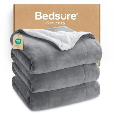 Abbildung von BEDSURE Decke Sofa Kuscheldecke Grau warm Sherpa Sofaüberwurf Decke, Dicke Sofadecke Couchdecke, 230x270 cm Flauschige Wohndecke für Couch