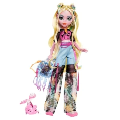 Abbildung von Monster High Lagoona Blue Puppe in Mesh T Shirt und Cargohose mit Haustierfisch Neptuna Accessoires wie Rucksack, Snack Notizbuch, HXH75