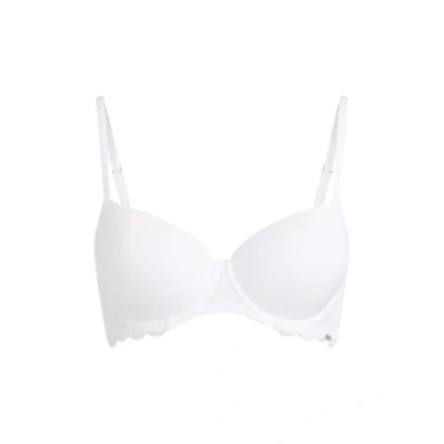 Abbildung von Hunkemöller Vorgeformter Bügel BH Angie mit Spitze White 90B