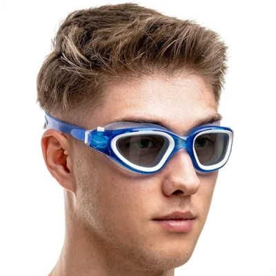 Abbildung von AqtivAqua Schwimmbrille DX — Weites Sichtfeld, UV Schutz, Anti Beschlag, Auslaufsicher, Geeignet für Innen und Außenbeleuchtung mit Anpassbarem Silikonband Erwachsene Jugendliche