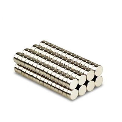 Abbildung von Magnetastico® 25 Stück Neodym Magnete N52 Scheibe 8x3 mm Kühlschrankmagnet Pinnwandmagnet Whiteboard Magnet Scheibenmagnet kleine stark klein Mini Rund Magnettafel