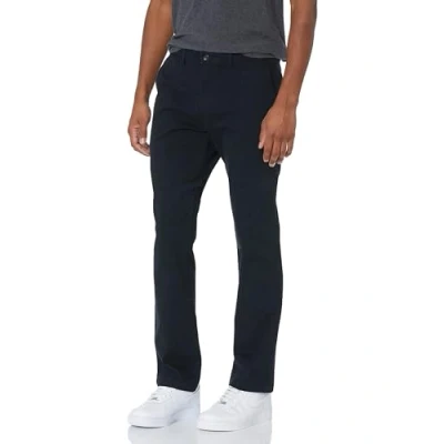 Abbildung von Amazon Essentials Herren Lässige Stretch Chinohose mit sportlicher Passform (in Übergrößen erhältlich), Schwarz, 42W / 29L