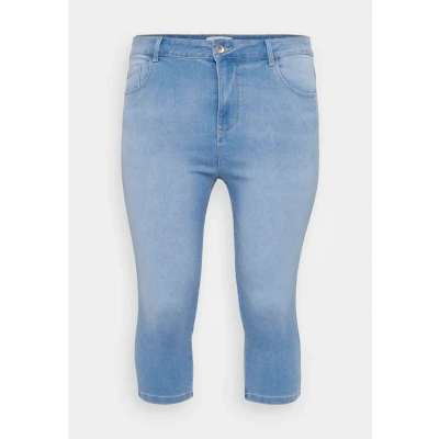 Abbildung von ONLY Carmakoma Caraugusta Knickers Jeans Shorts, Damen, Größe: 48, Light blue denim