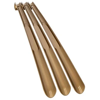 Abbildung von Lantelme 3 Stück Schuhanzieher 65cm Farbe Gold mit Farbauswahl Kunststoff Schuhlöffel Xl Lang und stabil Schuhanziehhilfe (Gold)