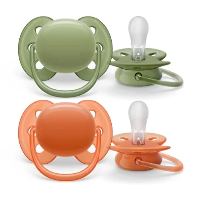 Abbildung von Philips Avent ultra soft Schnuller 2er Pack, BPA freier, extra weicher für Babys ab 18 Monaten, inklusive Transport und Sterilisationsbox, grün/orange (Modell SCF093/01)