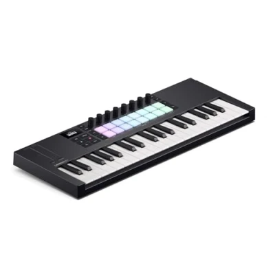 Abbildung von Novation Launchkey Mini 37 [MK4] Portables USB/MIDI Controller Keyboard mit Minitasten und DAW Integration. Akkord Skalenmodi, Drum Pads Arpeggiator. Inkl. Music Creation Software Bundle