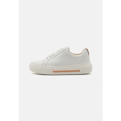Abbildung von Clarks Hollyhock WALK Sneaker low, Damen, Größe: 36, Off white Schuhe