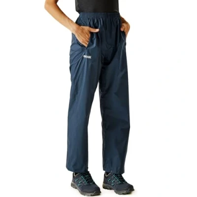 Abbildung von Regatta Damen Pack it Leichte, Wasserdichte und Atmungsaktive Überziehhose, Blau (Midnight), 38 40 EU