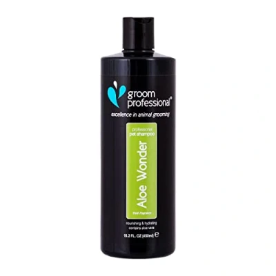 Abbildung von Groom Professional Aloe Wonder Hundeshampoo Sensitiv für Juckende und Trockene Haut Gegen Juckreiz &amp; Shampoo Hunde Beruhigende Pflegende Formel, 450ml