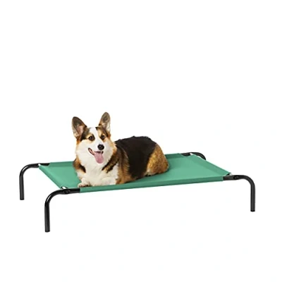Abbildung von Amazon Basics Kühlendes erhöhtes Hund Haustierbett, Grün, Größe M, L 110 x B 65 H 19 cm