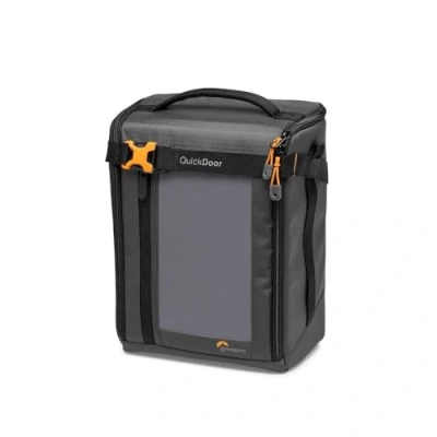 Abbildung von Lowepro GearUp Creator Box Large II, Tasche für Spiegellose und DSLR Kameras, Kameratasche mit QuickDoor Zugang, Hergestellt aus Recyclingmaterial, Orange Gepolsterte Innenfächer, Grau