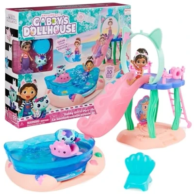 Abbildung von Gabby’s Dollhouse, Purrific Pool Party Spielset mit Gabby und Meerkätzchen Figur Meerjungfrauenflosse Farbwechseleffekt Bade Zubehörteilen, geeignet für Kinder ab 3 Jahren