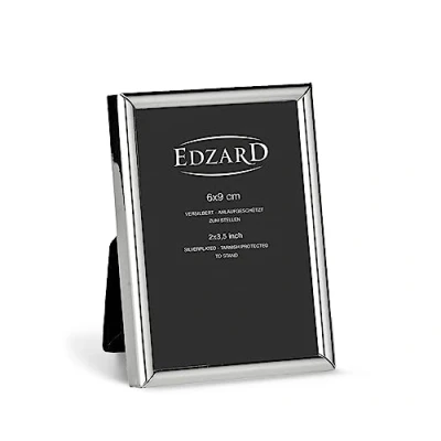 Abbildung von EDZARD Bilderrahmen Genua für Foto 6 x 9 cm, edel versilbert, anlaufgeschützt, mit Samtrücken, Fotorahmen zum Stellen
