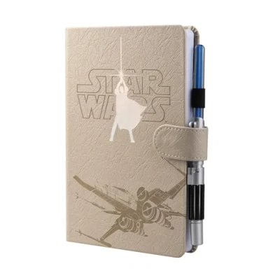 Abbildung von Grupo Erik Notizbuch A5 mit Laserschwert Stift Star Wars Luke Skywalkeer Dotted Klein Reisetagebuch zum selberschreiben Bullet Journal Tagebuch Mädchen und Jungen