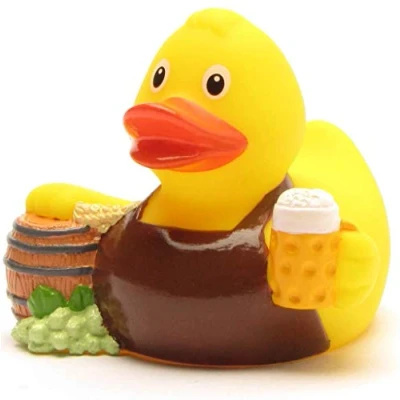 Abbildung von Duckshop I Badeente Bierbrauer Quietscheentchen Bier L: 8 cm inkl. Gummienten Schlüsselanhänger im Set