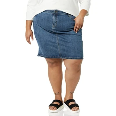 Abbildung von Amazon Essentials Damen Klassischer 5 Pocket Jeansrock (erhältlich in Übergröße), Mittlere Waschung, 46