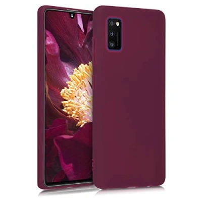 Abbildung von kwmobile Hülle kompatibel mit Samsung Galaxy A41 weiches TPU Silikon Case Cover geeignet für kabelloses Laden Bordeaux Violett