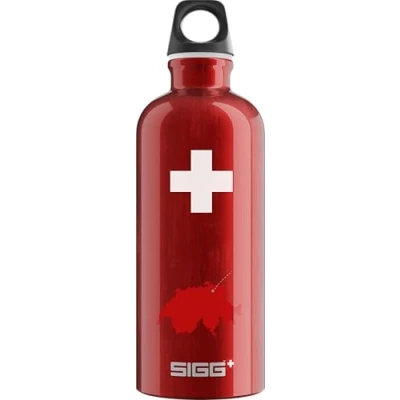 Abbildung von SIGG Alu Trinkflasche Traveller Swiss County Climatepartner zertifiziert Für Kohlensäurehaltige Getränke Geeignet Auslaufsicher Federleicht BPA frei Outdoor 0,6L