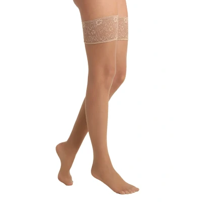 Abbildung von Falke Seidenglatt 15 Denier Stockings Transparent Silky Overkneestrümpfe, Damen, Größe: 38/39, Powder