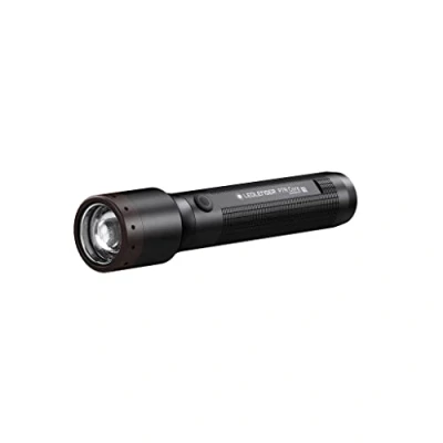 Abbildung von Ledlenser, P7R Core, LED Taschenlampe, 1400 Lumen, mit Akku, wiederaufladbar, wasserfest, fokussierbar, Leuchtweite 300 Meter, Leuchtdauer bis zu 90 Stunden, Magnetladekabel