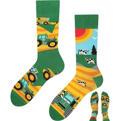 Abbildung von TODO Lustige Traktor Socken Herren und Damen, Coole Trecker mit Treckersocken Motiv (Socken 35 38)
