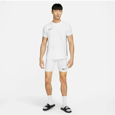 Abbildung von NIKE DH8128 100 M NK DF Strike NP Short Pants Herren White/Black Größe L