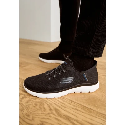 Abbildung von Skechers Summits High Range Herren Sneakers, Black Mesh Trim, 47.5 EU