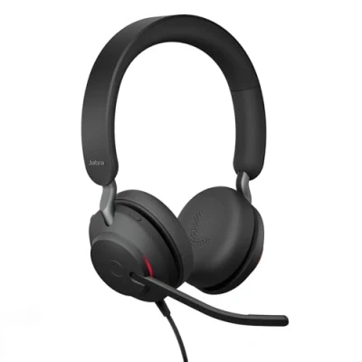 Abbildung von Jabra Evolve2 40 SE Kabelgebundenes Stereo Headset mit Geräuschunterdrückung und 3 Mikrofon Technologie USB C Kabel für MS Teams zertifiziert, auch anderen Plattformen kompatibel Schwarz