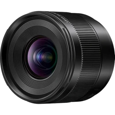 Abbildung von Panasonic H X09E Leica DG SUMMILUX Objektiv (9 mm, F1.7, Staub, Spritzwasser und Kälteresistent) schwarz