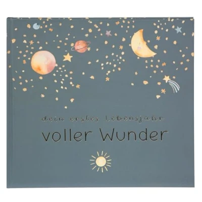 Abbildung von goldbuch 50 497 Babytagebuch Voller Wunder Weltraum Blau, Erinnerungsalbum mit 100 illustrierten Seiten, Einband Goldprägung und einem Nachthimmel als Motiv, Babyalbum ca. 24,5 x 22,5 3,5 cm
