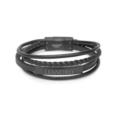 Abbildung von Lederarmband mit Gravurplatte schwarz Armbänder