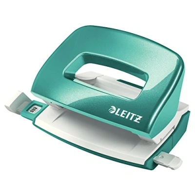 Abbildung von Leitz Mini Locher aus Metall, kleiner für 10 Blatt, Anschlagschiene mit Formatangaben, Ergonomisches Design, eisblau, WOW Serie, 50601051