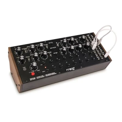Abbildung von MOOG DFAM Semi modularer Analog Percussion Synthesizer mit 8 Step Sequencer, 24 Punkt Patchbay