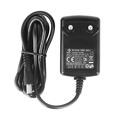 Abbildung von Security 01 DC 6V 1A 1000mA Netzteiladapter, Stecker 5,5 mm x 2,1 mm, mit 3,5mm 1,35mm, 4,0mm 1,7mm Stecker.