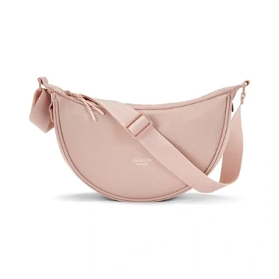 Abbildung von LARKSON Crossbody Bag Damen &amp; Herren Rosa Solveig Small Umhängetasche im Halbmond Style Halbrunde Schultertasche Moon Design Wasserabweisend