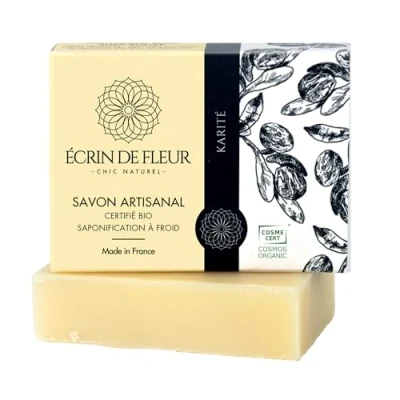 Abbildung von ÉCRIN DE FLEUR Rückfettende Seife mit 40% Sheabutter roh &amp; bio, beruhigend und feuchtigkeitsspendend, für empﬁndliche trockene haut, 1x90g