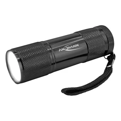 Abbildung von ANSMANN Action COB 1W LED Mini Taschenlampe kompakt für Handtasche, Rucksack, Handschuhfach inkl. 3x AAA Batterie, aus hochwertigem Alu mit IPX3 Schutz, 175 lm Leuchtkraft