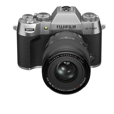 Abbildung von FUJIFILM X T50 Silber / 16 50mm Kit