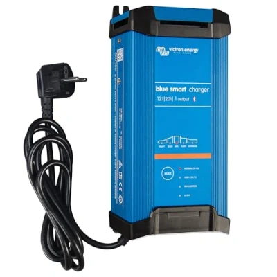Abbildung von Victron Energy Blue Smart Batterie Ladegerät 12 Volt 20 Ampere 230V Autobatterie Batterieerhaltungsgerät und Desulfator IP22 Geschützt Bluetooth Einzelausgang CEE 7/7